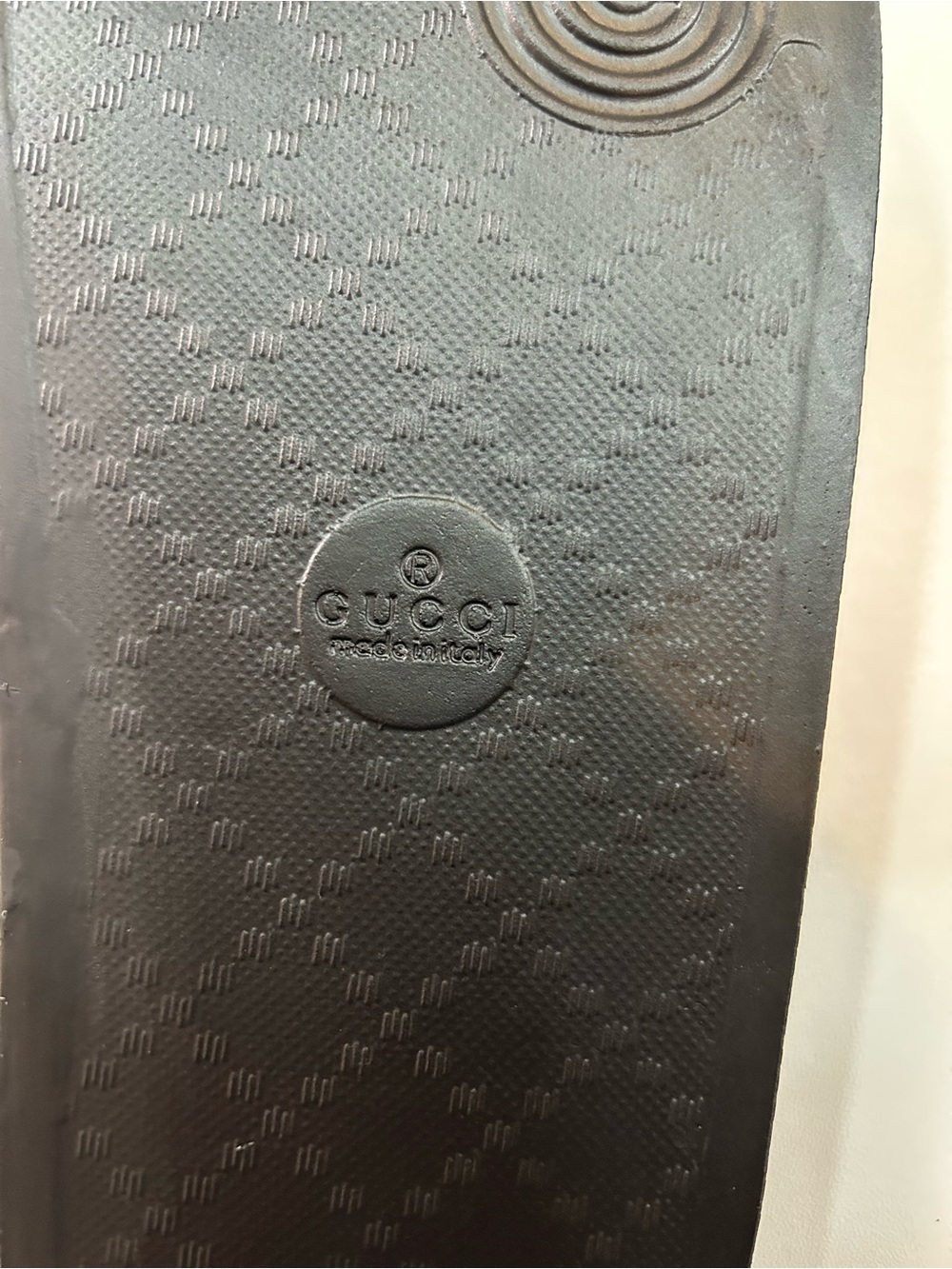 Gucci GG Blooms Supreme Floral Slides - Picture 5 of 8